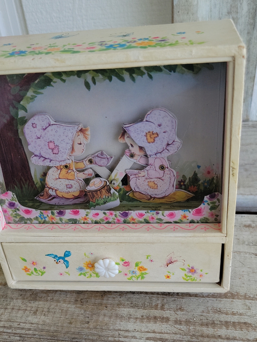Vintage 60s Or 70s Musical Jewelry Box Girls Tea Party Still Works